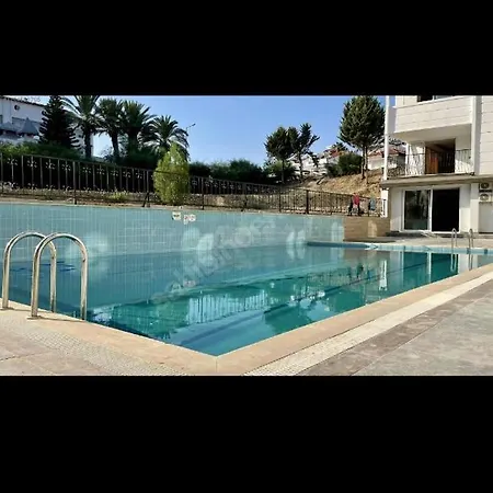 Apartment Pool